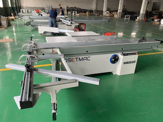 Woodworking Essential Sliding Table Panel Saw with Cutting Extension Table 640*680*70mm