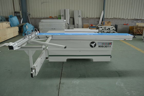 Sliding Table Saw Woodworking Machine for Precision Wood Cutting in Furniture Making