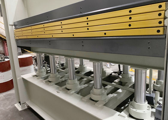 Furniture Industry Wood Veneer Press Machine Durable With Safety Circuit