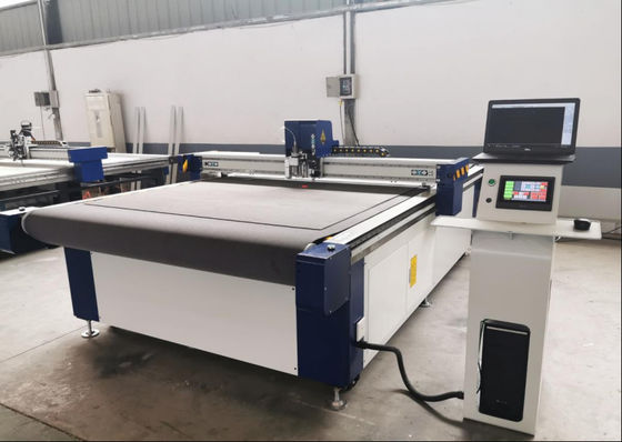 CNC Woodworking Sliding Table Saw , Knife Cutting Machine For Leather Cutting